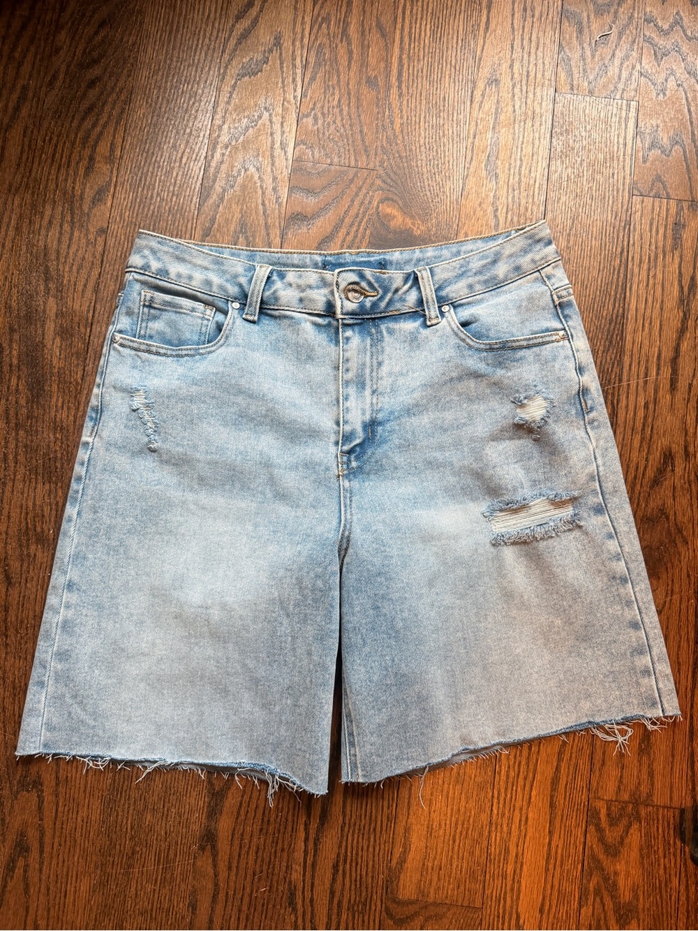 Women’s Light Wash Denim Bermuda Jorts Shorts - Casual High-Rise